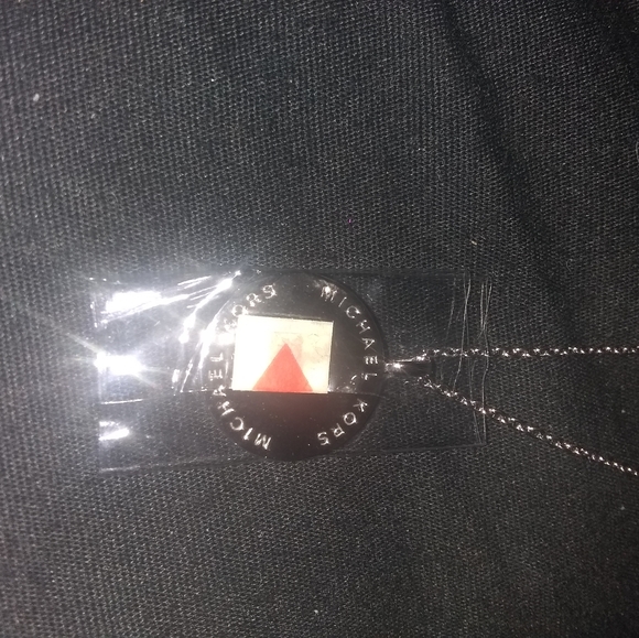 Michael Kohrs silver Necklace w/diamond - Picture 2 of 4